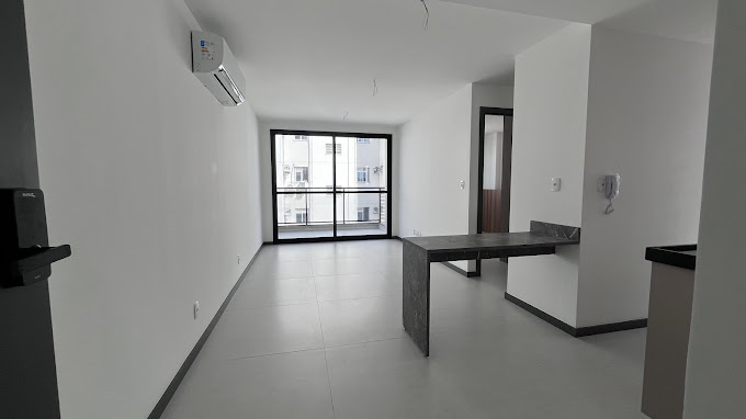 Apartamento à venda com 1 quarto, 40m² - Foto 2