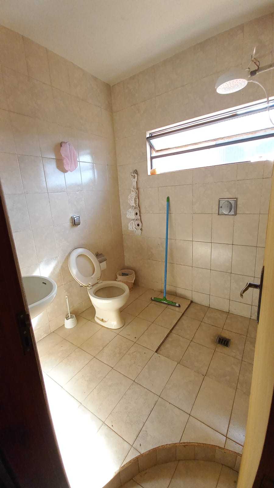 Casa à venda com 3 quartos, 300m² - Foto 15