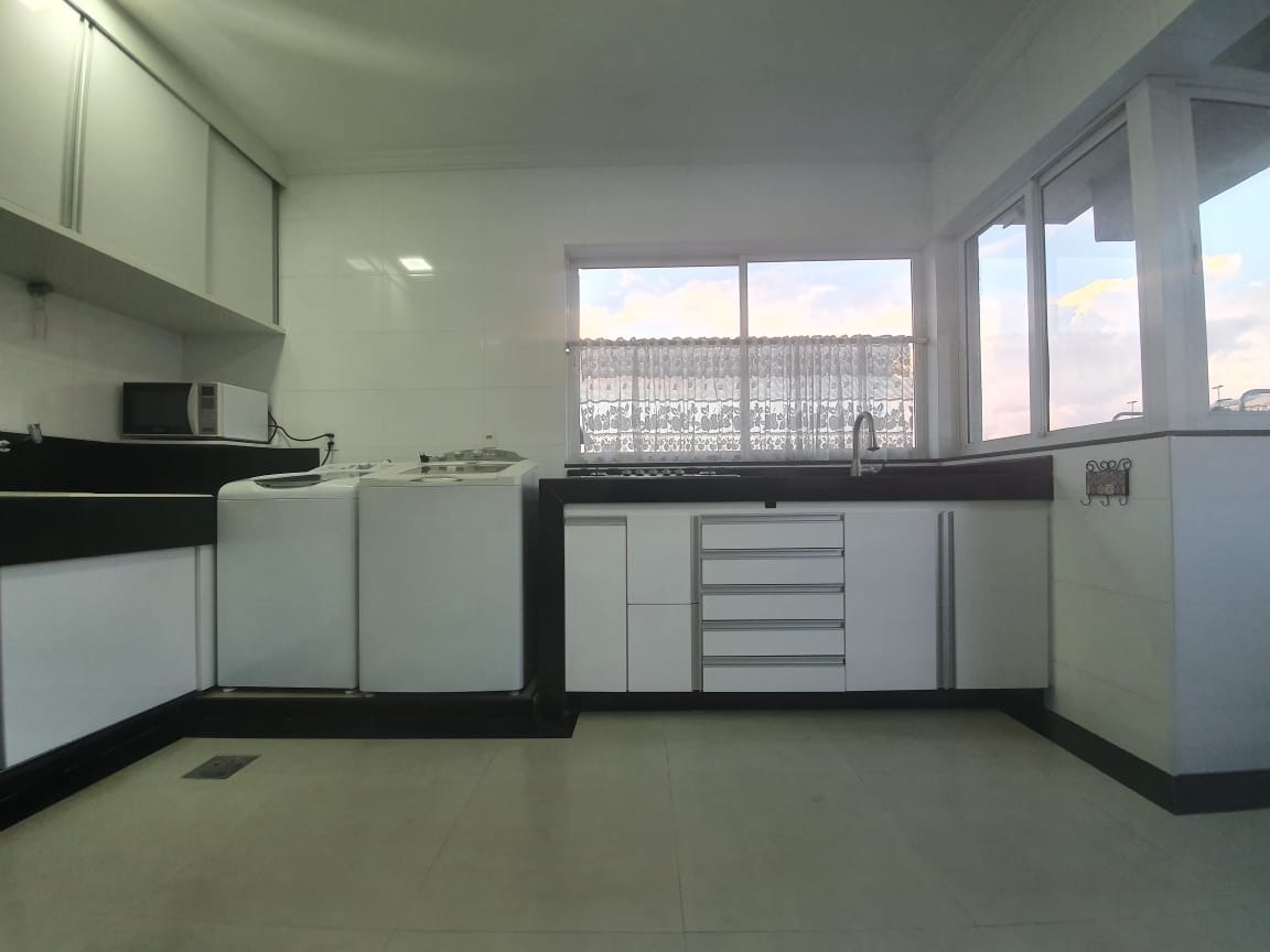 Casa à venda com 3 quartos, 540m² - Foto 14