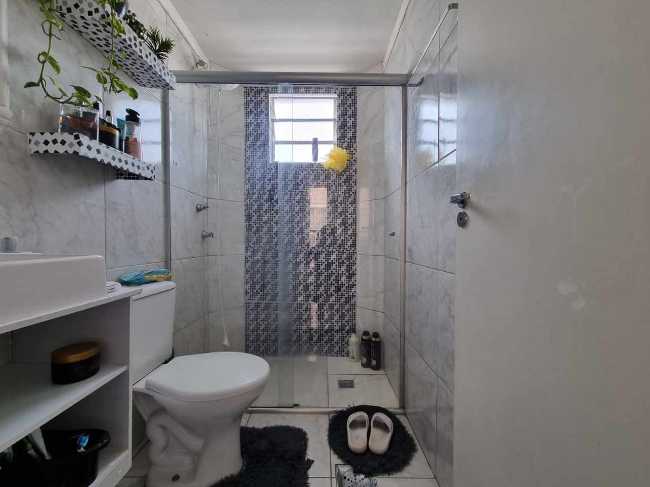 Apartamento à venda com 2 quartos, 70m² - Foto 9