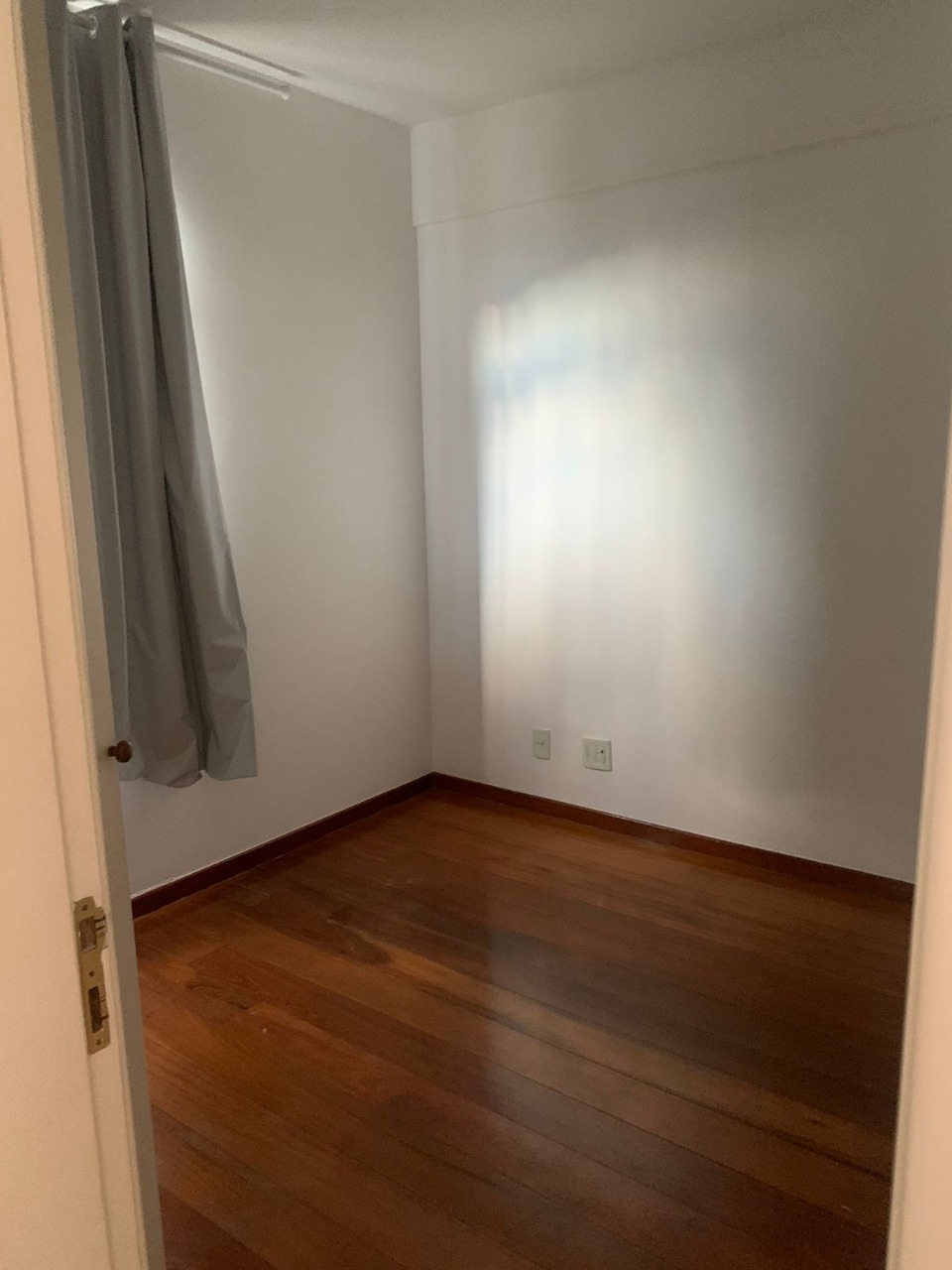 Apartamento à venda com 3 quartos, 100m² - Foto 3