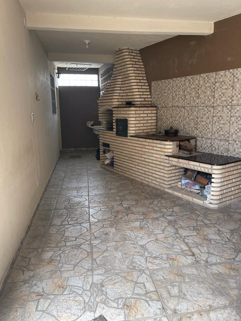 Casa à venda com 2 quartos, 50m² - Foto 14