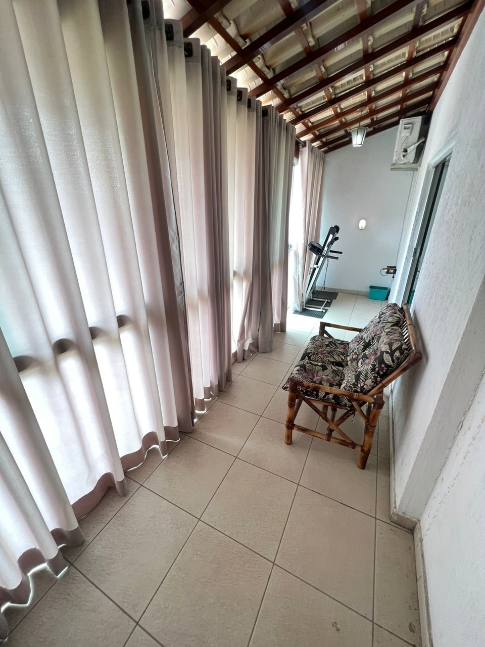 Casa à venda com 3 quartos, 200m² - Foto 16