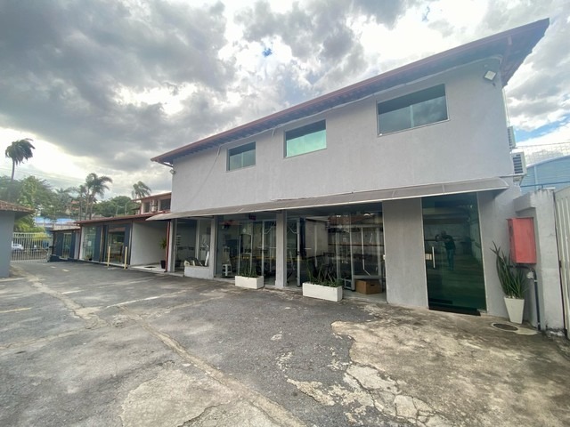 Loja-Salão à venda com 3 quartos, 1240m² - Foto 2