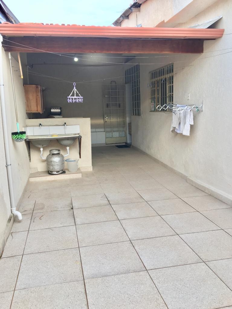 Casa à venda com 3 quartos, 400m² - Foto 5