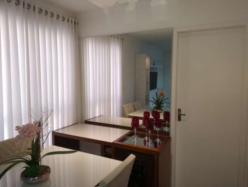 Apartamento à venda com 2 quartos, 68m² - Foto 2