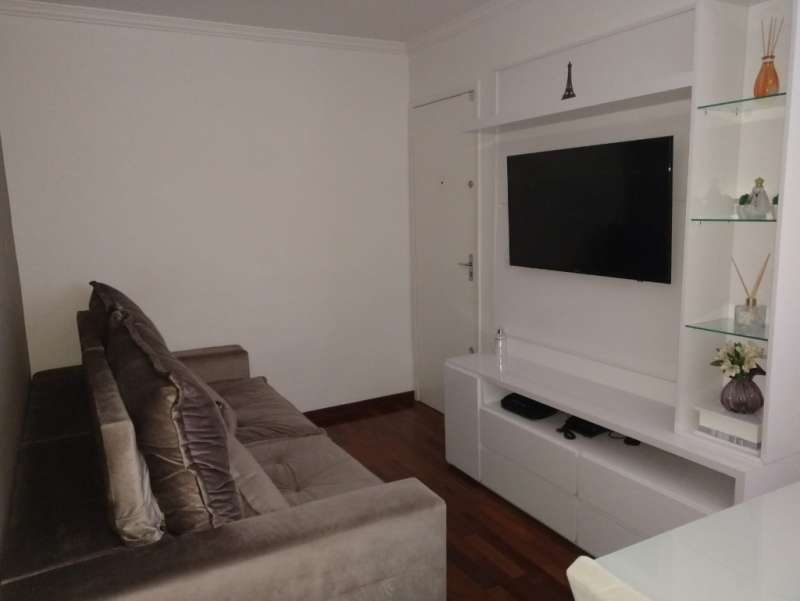 Apartamento à venda com 2 quartos, 68m² - Foto 5