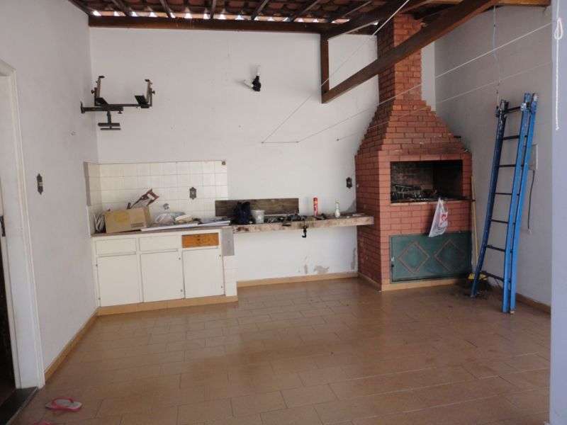 Casa à venda com 4 quartos, 196m² - Foto 11