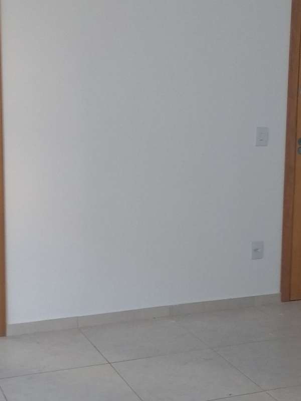 Apartamento à venda com 2 quartos, 67m² - Foto 3