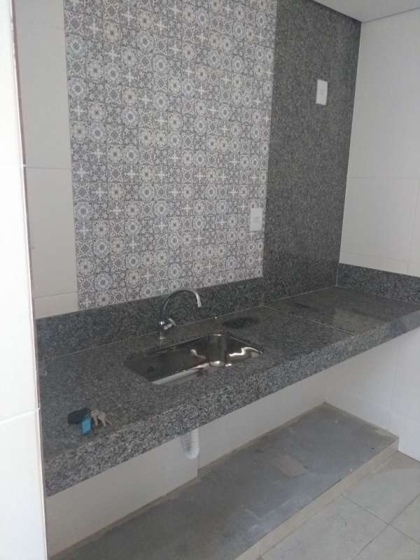 Apartamento à venda com 2 quartos, 67m² - Foto 6