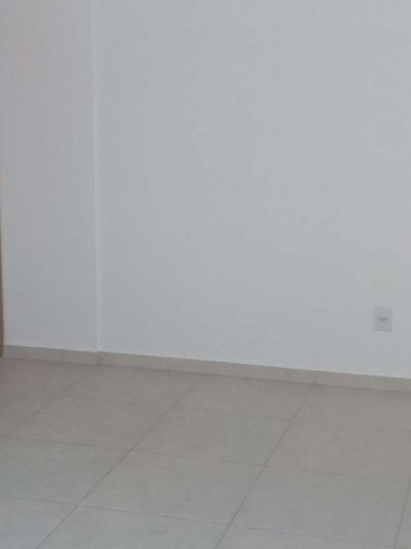 Apartamento à venda com 2 quartos, 67m² - Foto 4