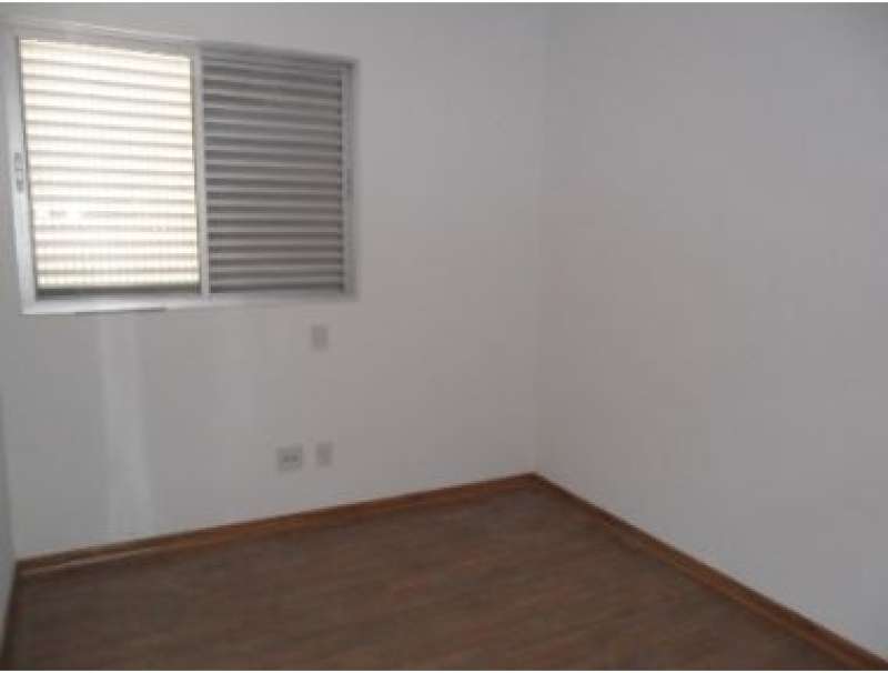 Apartamento à venda com 3 quartos, 85m² - Foto 12