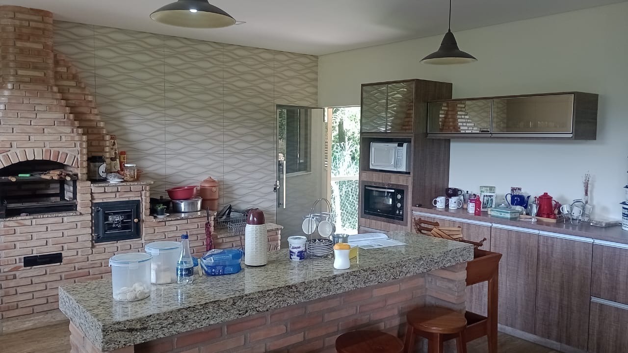 Casa à venda com 3 quartos, 1500m² - Foto 5