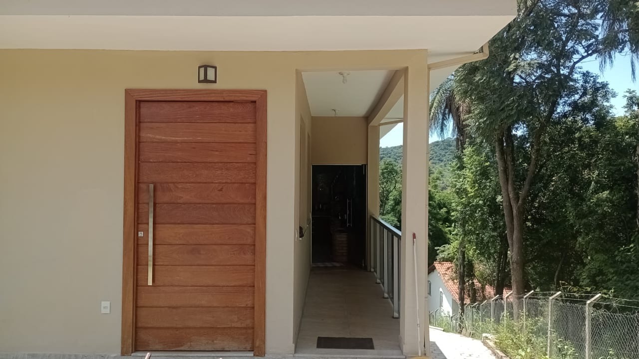 Casa à venda com 3 quartos, 1500m² - Foto 22