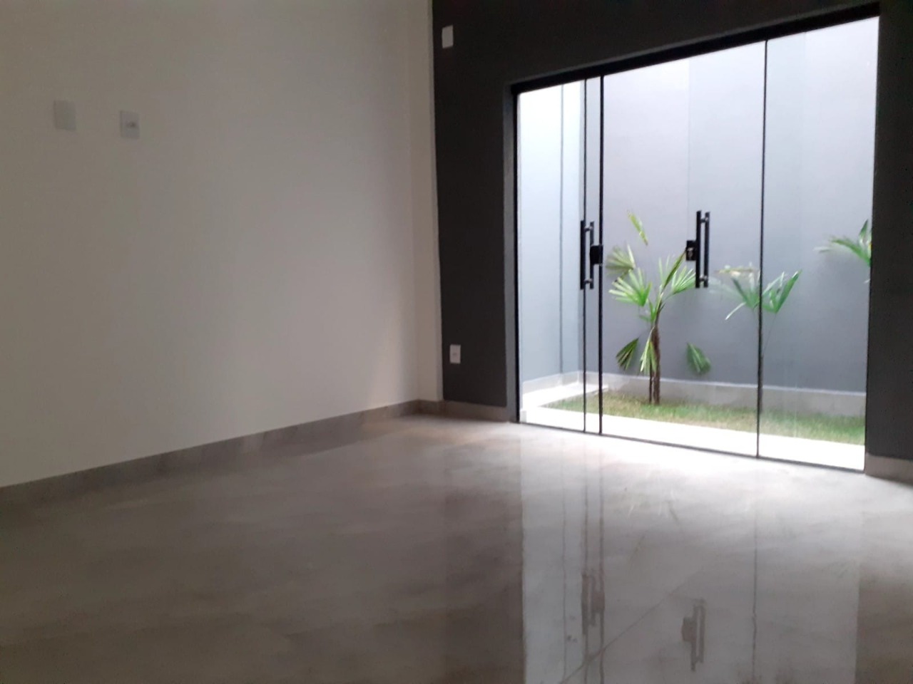 Apartamento à venda com 2 quartos, 75m² - Foto 6