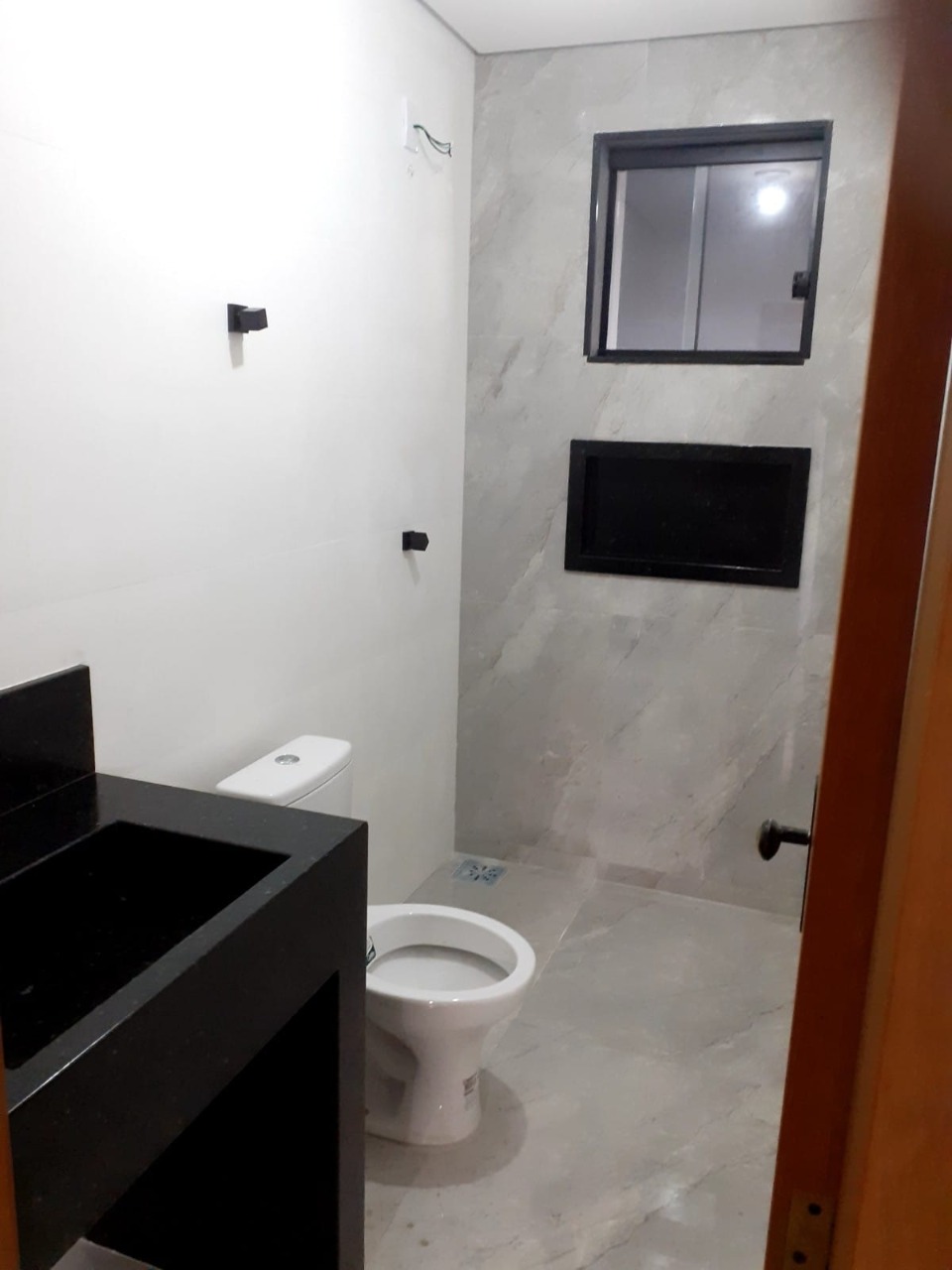 Apartamento à venda com 2 quartos, 75m² - Foto 16