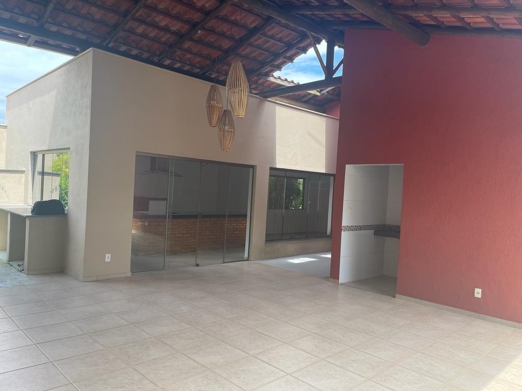 Casa à venda com 3 quartos, 274m² - Foto 16