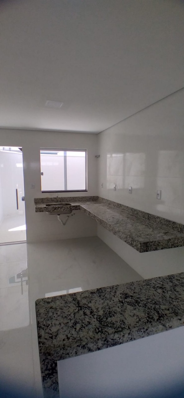 Casa à venda com 3 quartos, 116m² - Foto 17