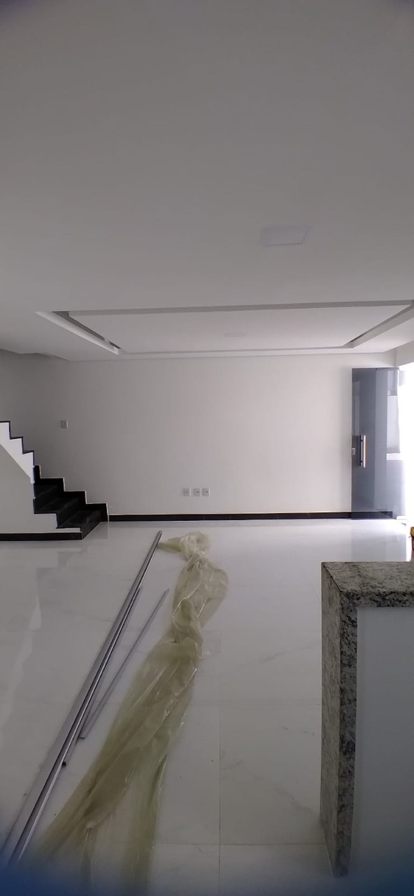 Casa à venda com 3 quartos, 111m² - Foto 5