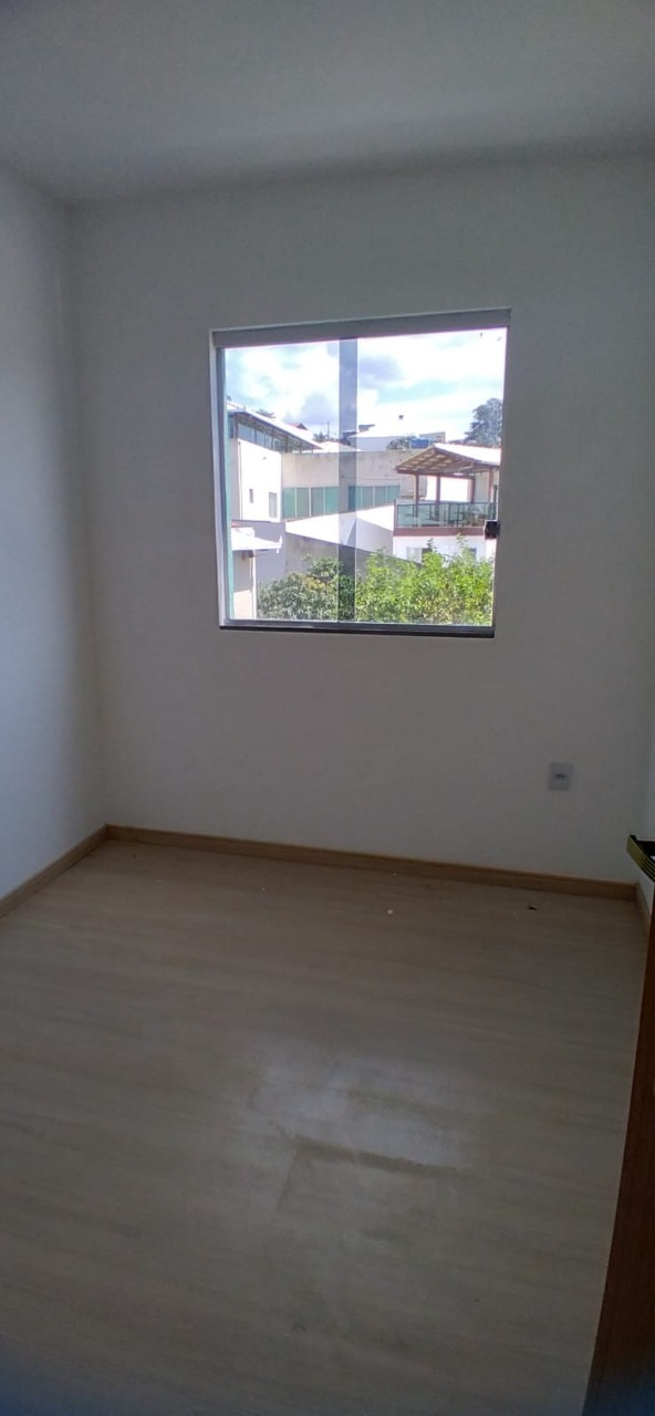 Casa à venda com 3 quartos, 111m² - Foto 9