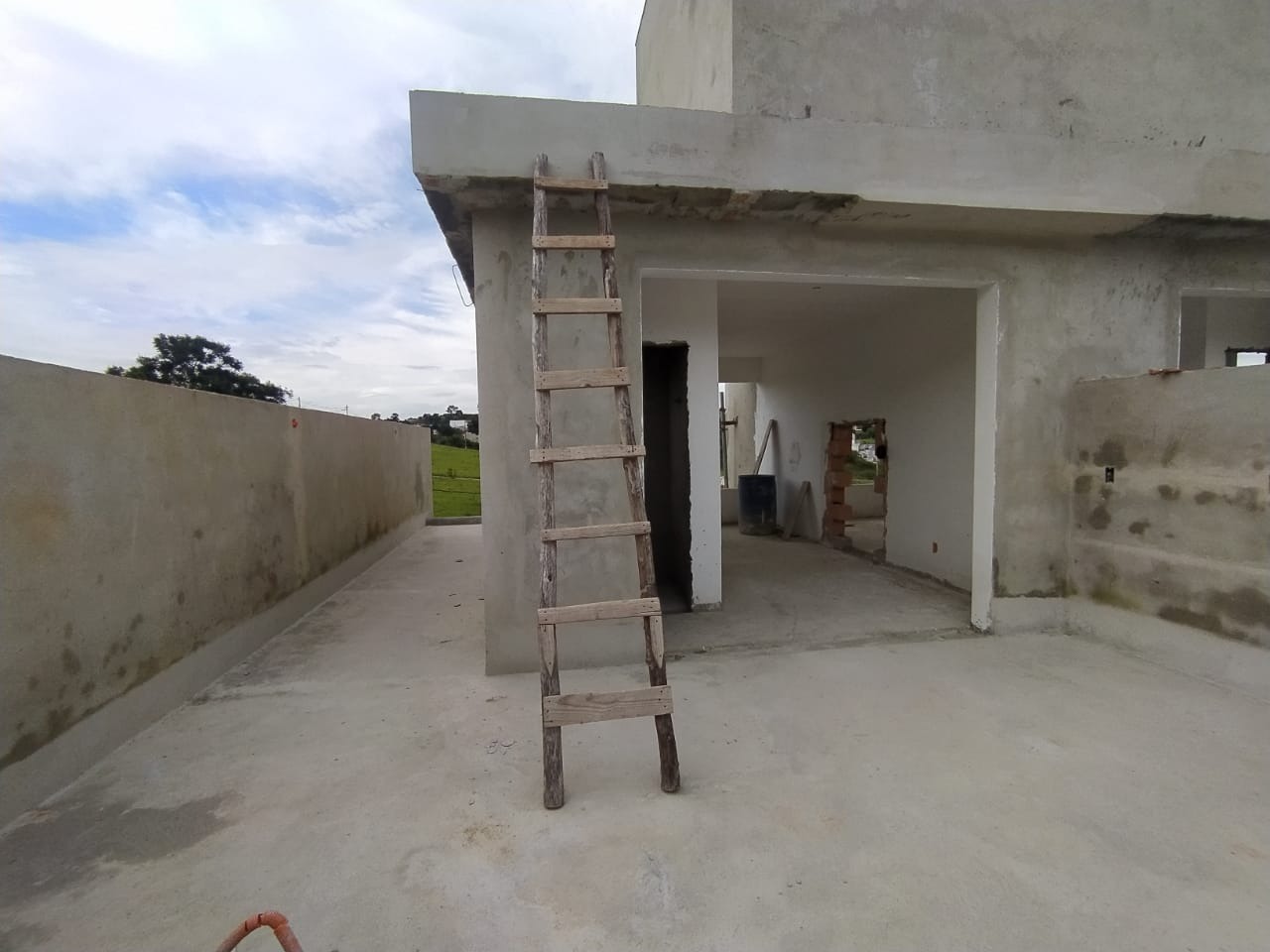 Casa à venda com 2 quartos, 90m² - Foto 12