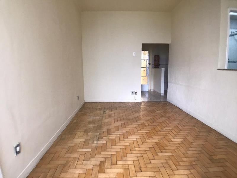 Apartamento à venda com 2 quartos, 69m² - Foto 5