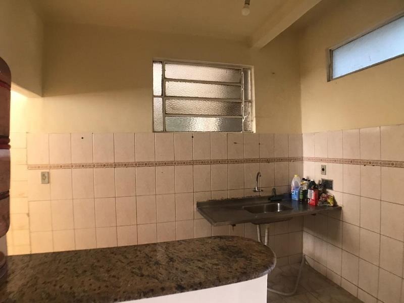 Apartamento à venda com 2 quartos, 69m² - Foto 2