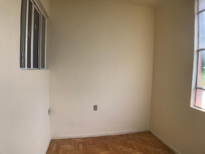 Apartamento à venda com 2 quartos, 69m² - Foto 12