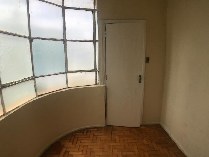 Apartamento à venda com 2 quartos, 69m² - Foto 6