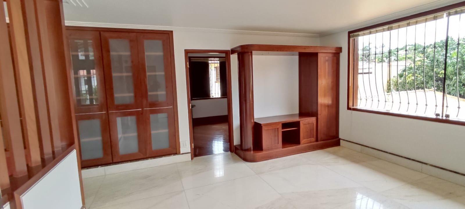 Casa para alugar com 5 quartos, 1584m² - Foto 21