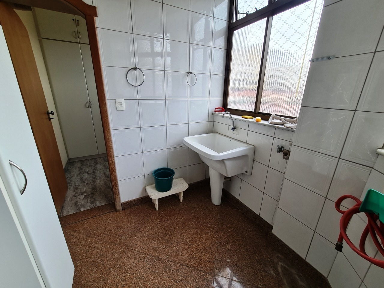 Apartamento à venda com 4 quartos, 220m² - Foto 5