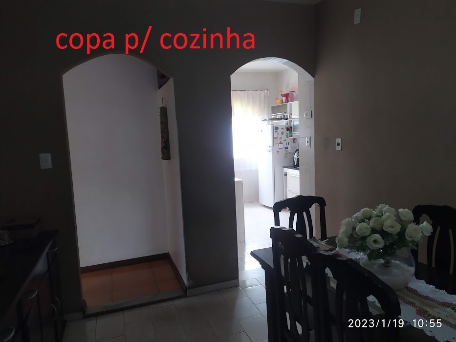 Casa à venda com 3 quartos, 360m² - Foto 13