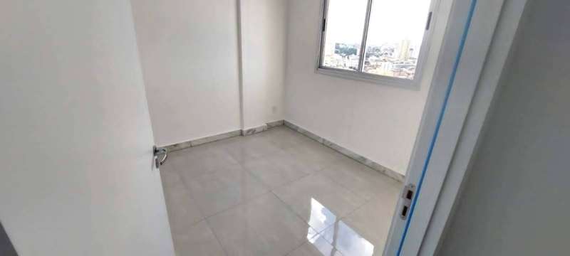 Apartamento à venda com 2 quartos, 61m² - Foto 5