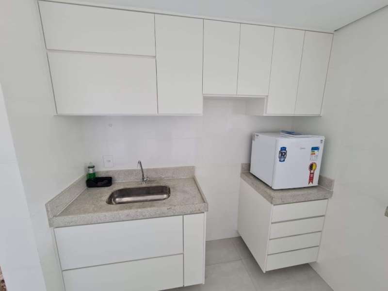 Apartamento à venda com 2 quartos, 61m² - Foto 4