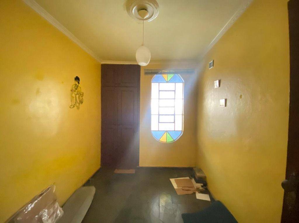 Casa à venda com 3 quartos, 402m² - Foto 9