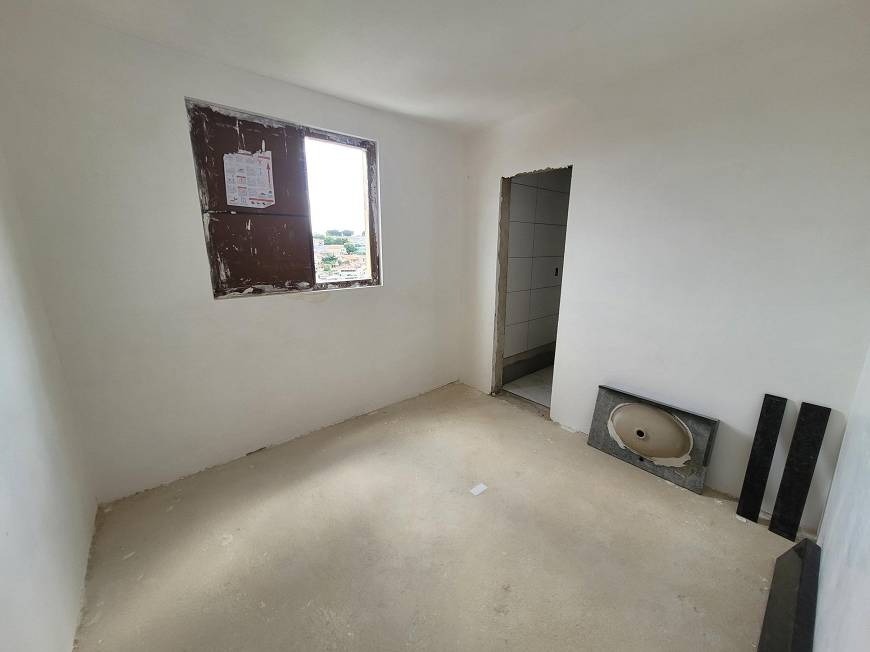 Apartamento à venda com 3 quartos, 101m² - Foto 8