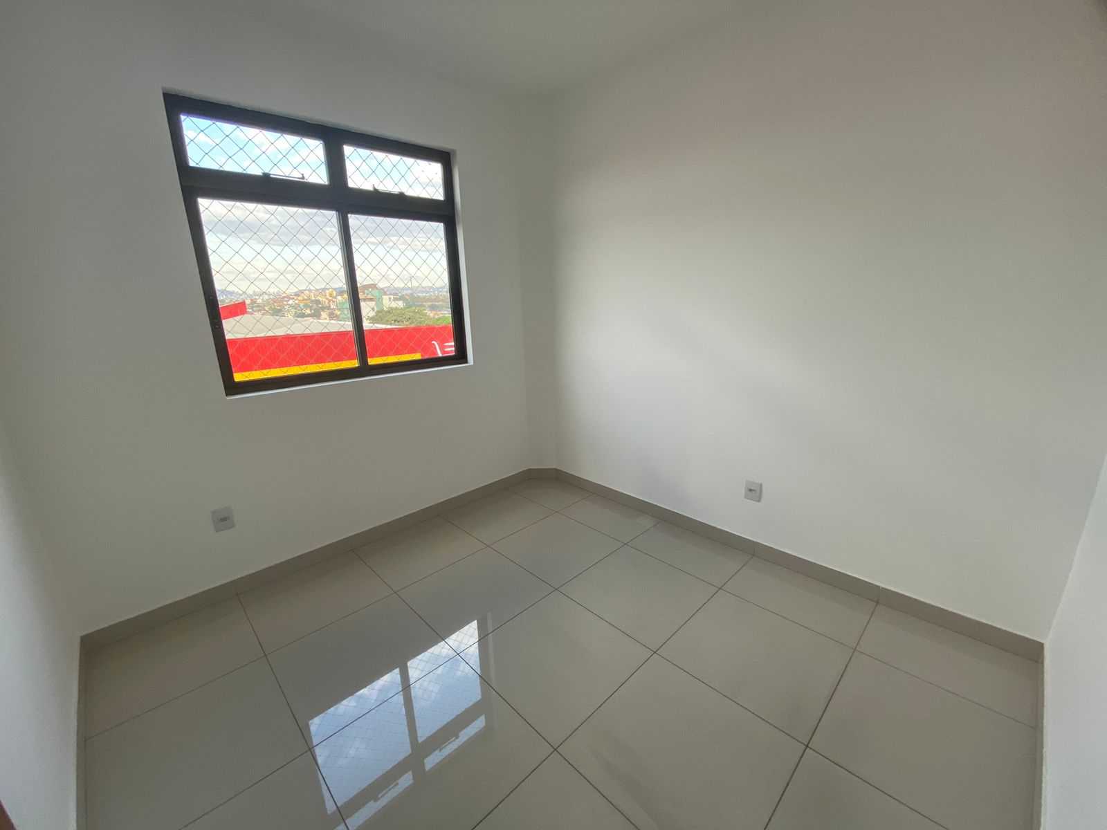 Apartamento à venda com 3 quartos, 75m² - Foto 7