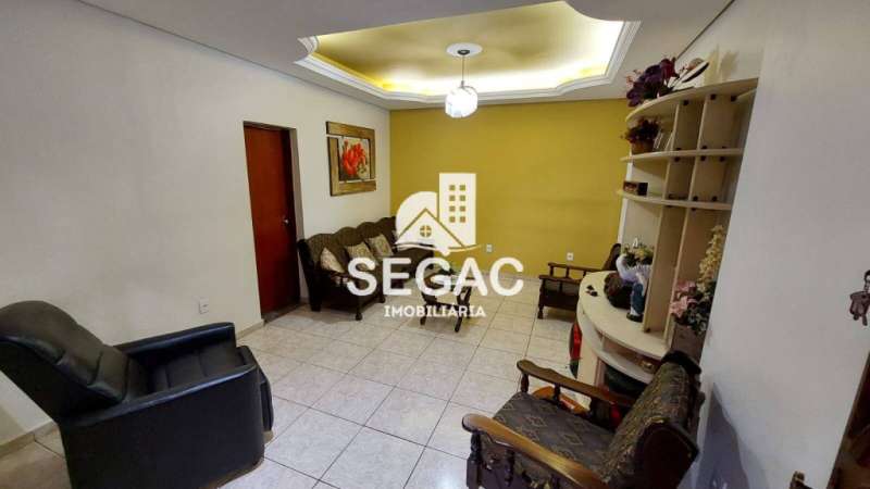 Casa à venda com 5 quartos, 360m² - Foto 3