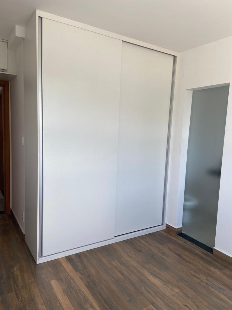 Apartamento à venda com 2 quartos, 70m² - Foto 5