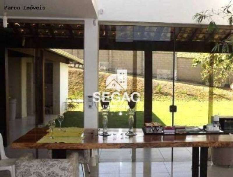 Casa de Condomínio à venda com 4 quartos, 1038m² - Foto 3