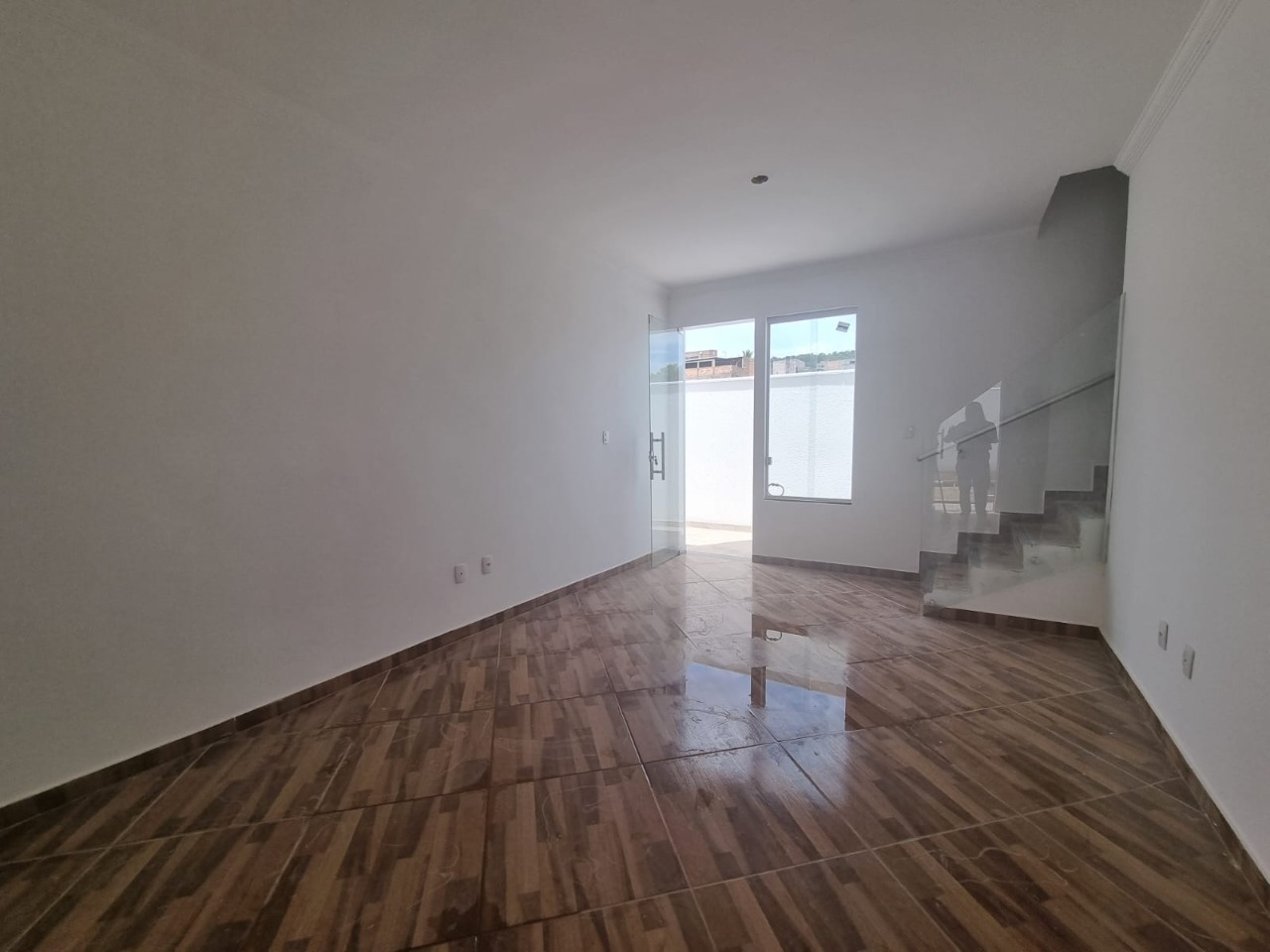 Casa à venda com 2 quartos, 80m² - Foto 4