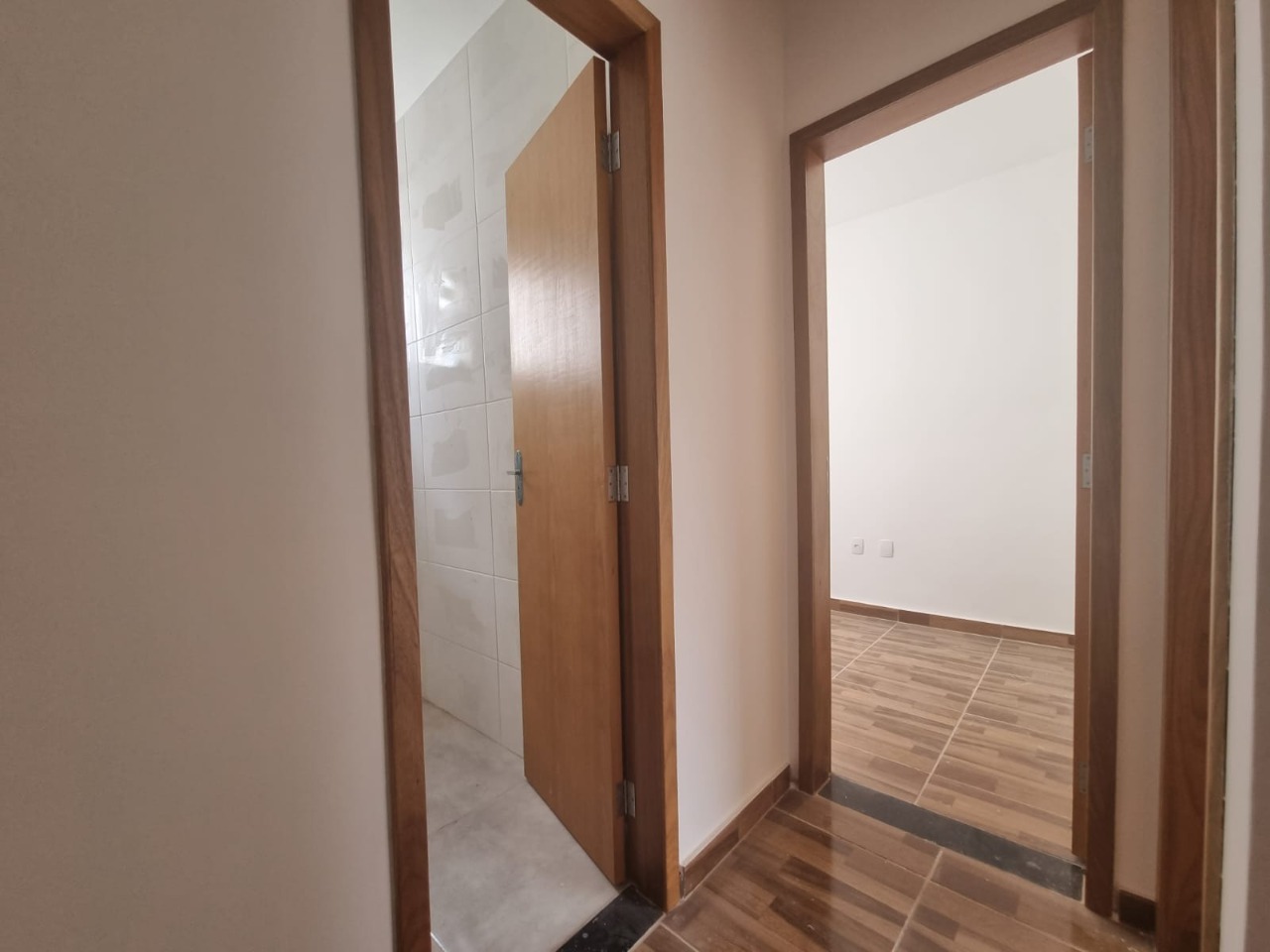 Casa à venda com 2 quartos, 60m² - Foto 8