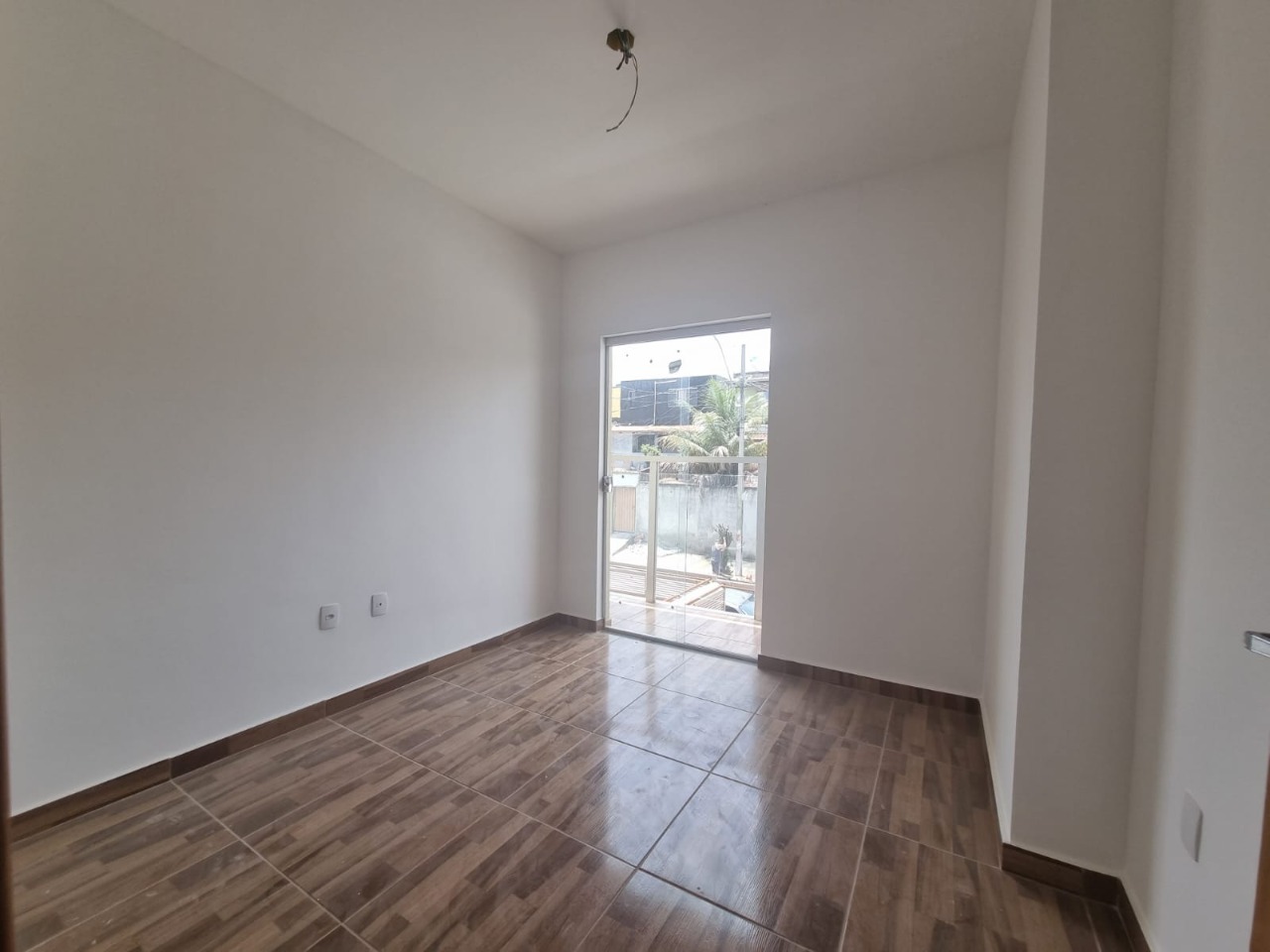 Casa à venda com 2 quartos, 60m² - Foto 5