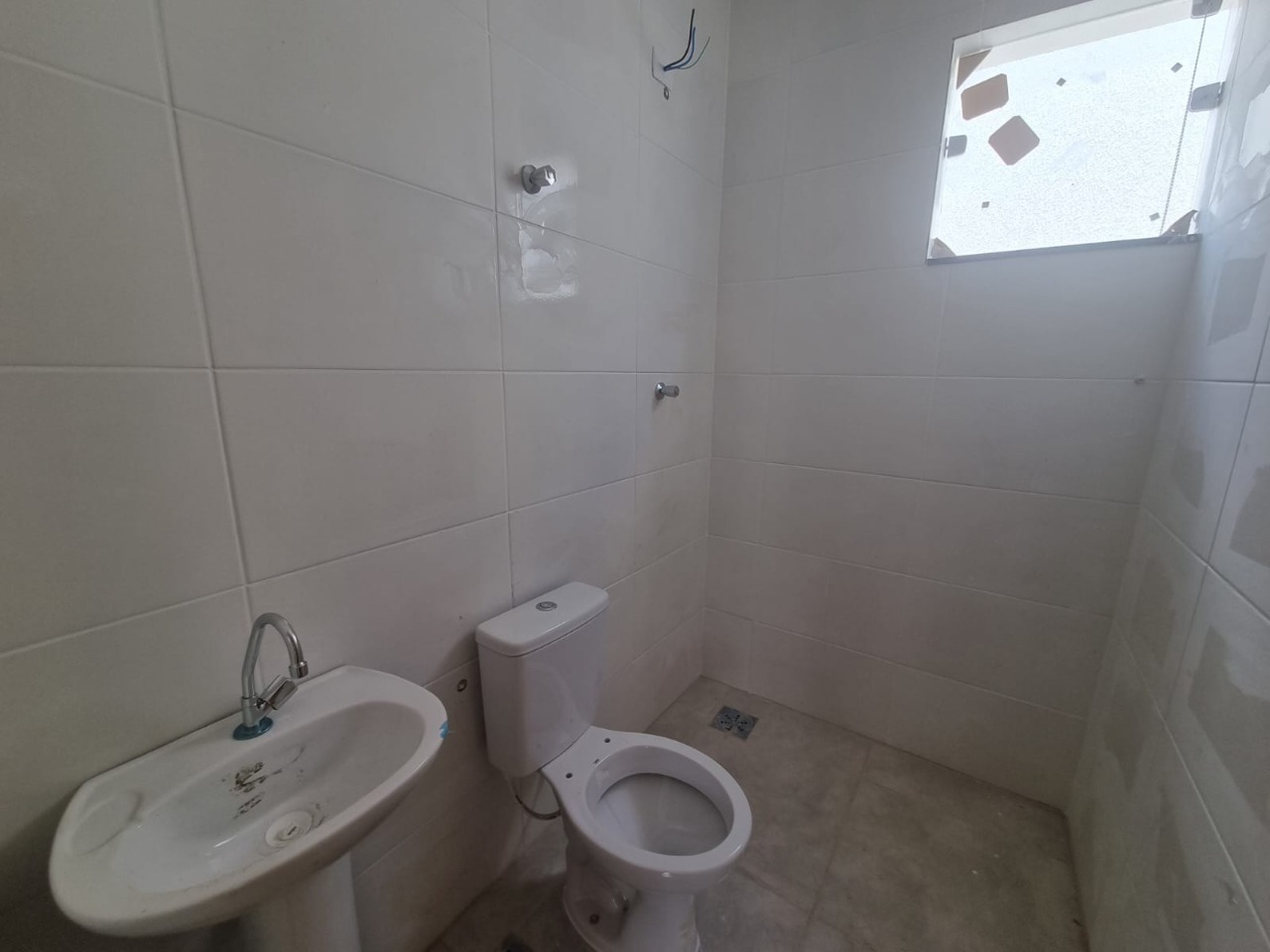 Casa à venda com 2 quartos, 60m² - Foto 11