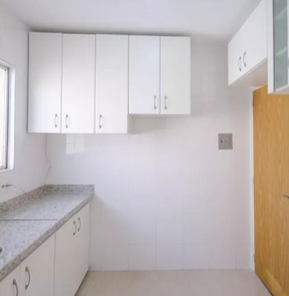 Apartamento à venda com 3 quartos, 55m² - Foto 2