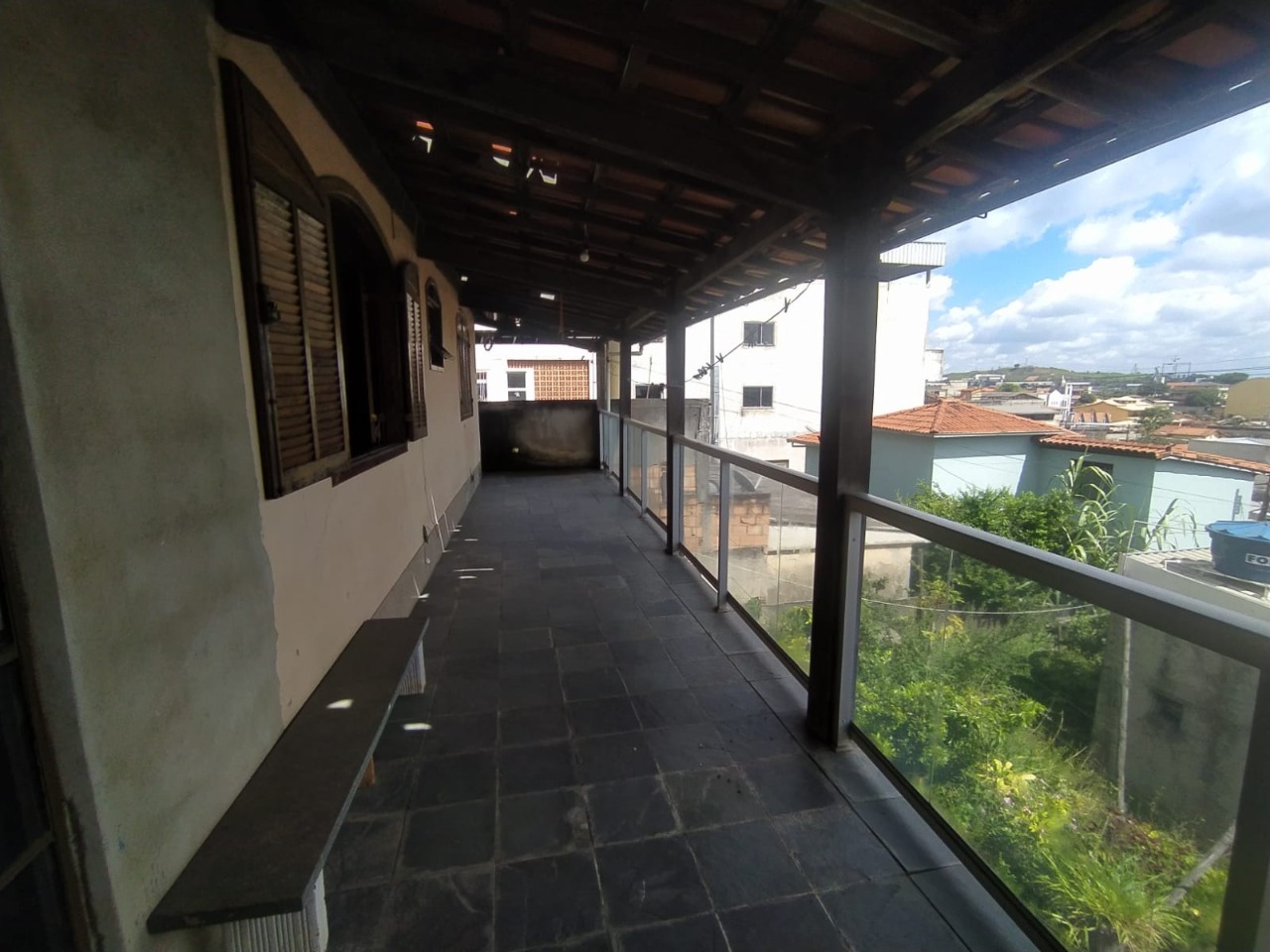 Casa à venda com 4 quartos, 360m² - Foto 3