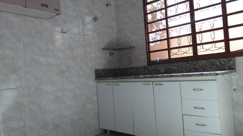 Casa à venda com 2 quartos, 360m² - Foto 14