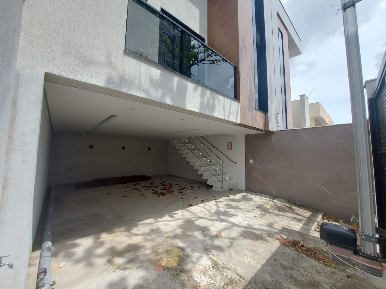 Casa à venda com 3 quartos, 290m² - Foto 3