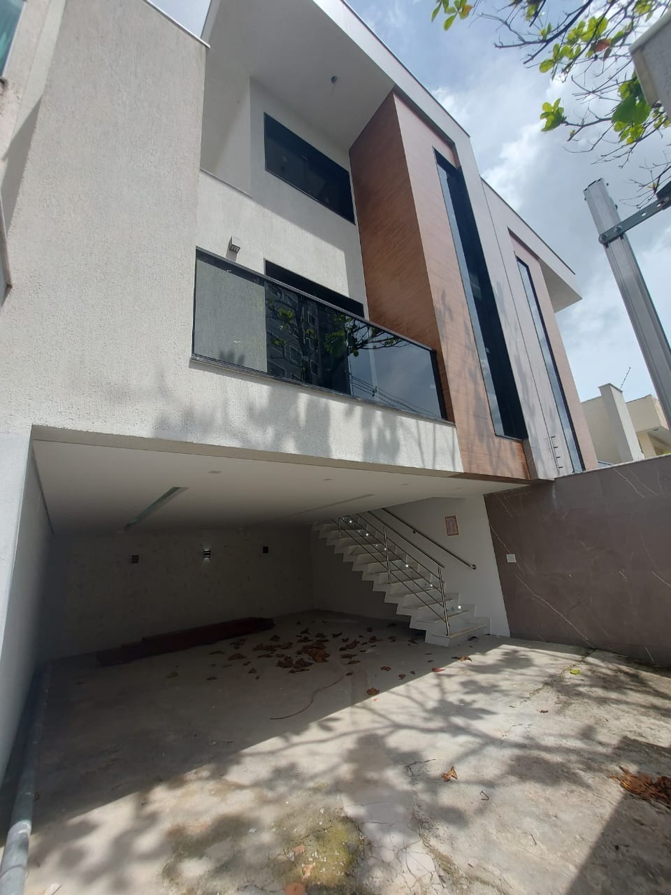 Casa à venda com 3 quartos, 290m² - Foto 2