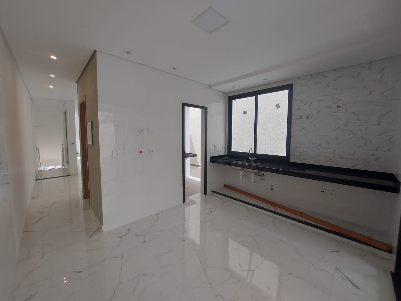 Casa à venda com 3 quartos, 290m² - Foto 11